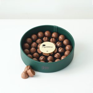 green Orbit graduation tray